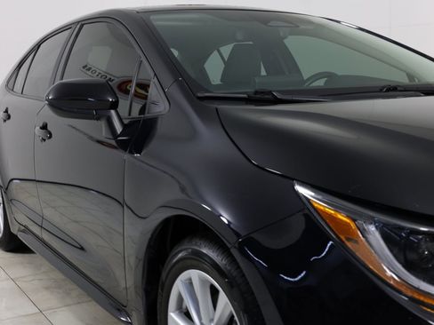 Used 2023 Toyota Corolla LE image 37