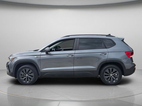 Used 2023 Volkswagen Taos S FWD image 3