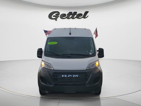 Used 2025 RAM ProMaster 2500 FWD image 2