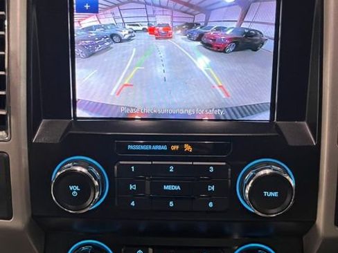 Used 2020 Ford F150 Lariat RWD image 13