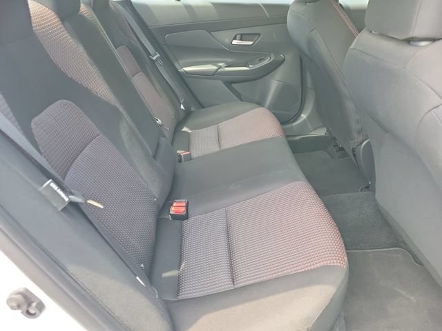 Used 2026 Nissan Sentra SR w/ Floor Mat Package FWD image 17