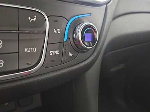 Certified 2020 Chevrolet Equinox LT image 27