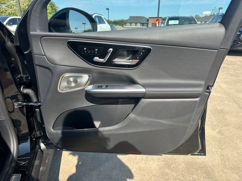 Used 2026 Mercedes-Benz GLC 350e 4MATIC image 16