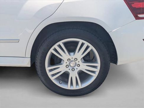 Used 2014 Mercedes-Benz GLK 250 BlueTEC 4MATIC image 22