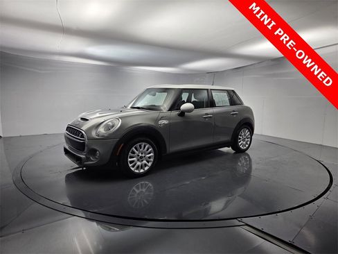 Used 2015 MINI Cooper S image 5
