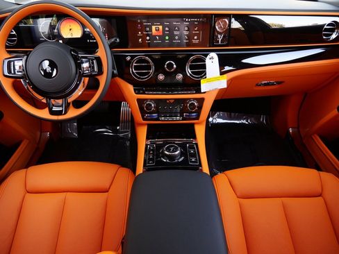 New 2025 Rolls-Royce Ghost image 4