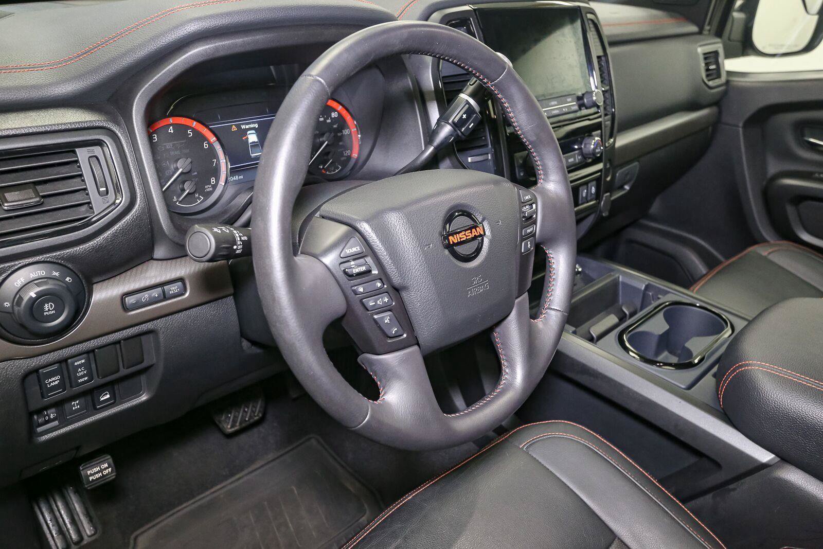 Used 2021 Nissan Titan PRO-4X w/ Pro-4x Convenience Package AWD/4WD image 26