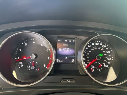 Used 2018 Volkswagen Tiguan SEL image 15