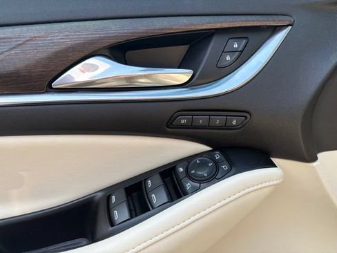 Used 2024 Buick Enclave Avenir w/ Avenir Technology Package FWD image 22