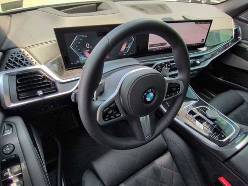 Used 2026 BMW X5 xDrive40i w/ M Sport Package AWD/4WD image 10