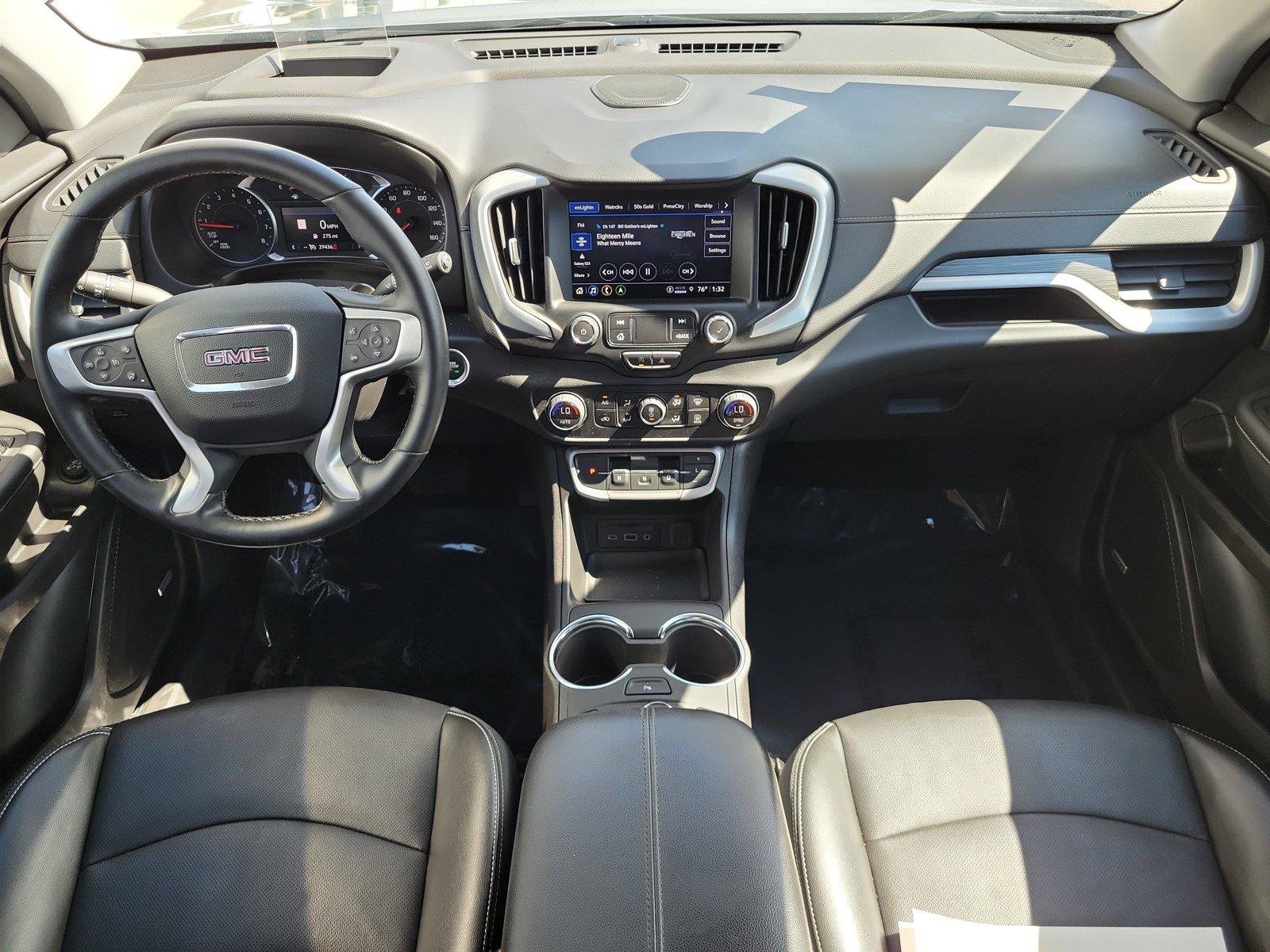 Used 2024 GMC Terrain SLT w/ Infotainment Package II AWD/4WD image 9