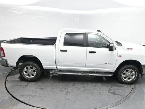 Used 2024 RAM 2500 Big Horn AWD/4WD image 33