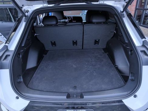 Used 2024 Chevrolet Equinox EV RS FWD image 21