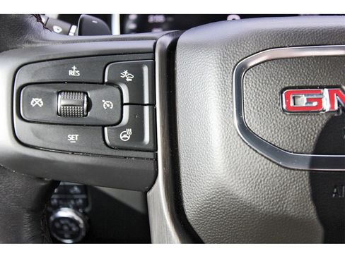 Used 2023 GMC Sierra 1500 AT4X image 13