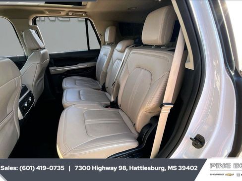 Used 2024 Ford Expedition Limited AWD/4WD image 21