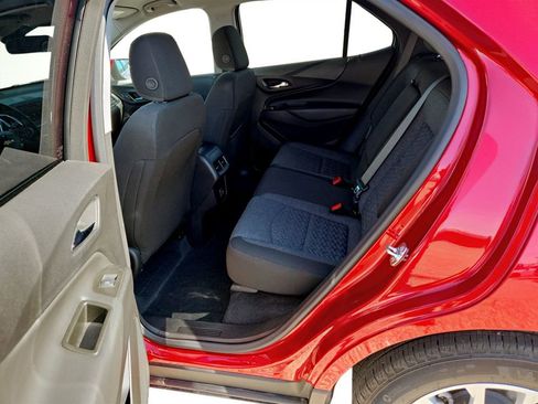 Used 2024 Chevrolet Equinox LT w/ LPO, Floor Liner Package image 30