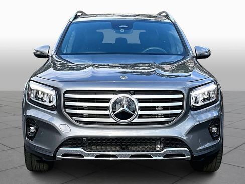 Used 2026 Mercedes-Benz GLB 250 4MATIC image 4