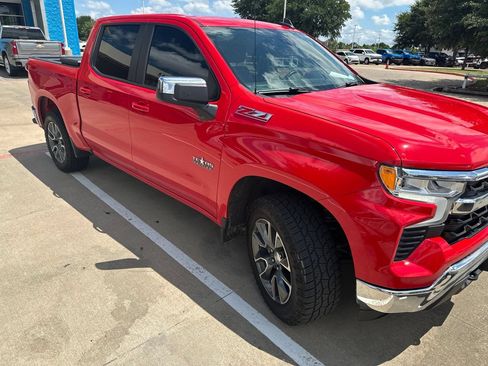 Used 2023 Chevrolet Silverado 1500 LT w/ Texas Edition Plus AWD/4WD image 5