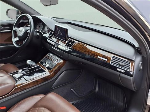 Used 2017 Audi A8 L 4.0T image 21