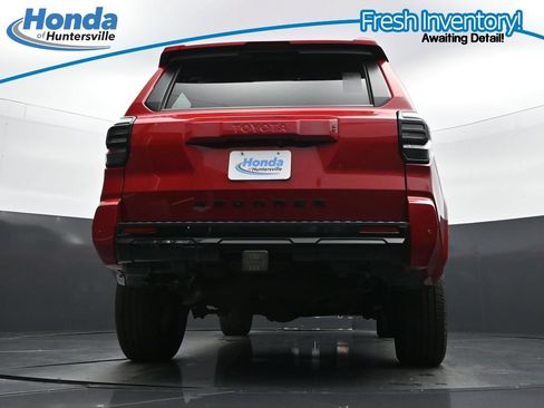 Used 2025 Toyota 4Runner TRD Sport Premium AWD/4WD image 34