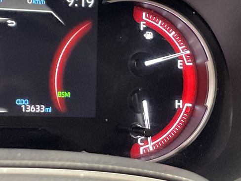 Certified 2025 Toyota RAV4 XLE Premium FWD image 22