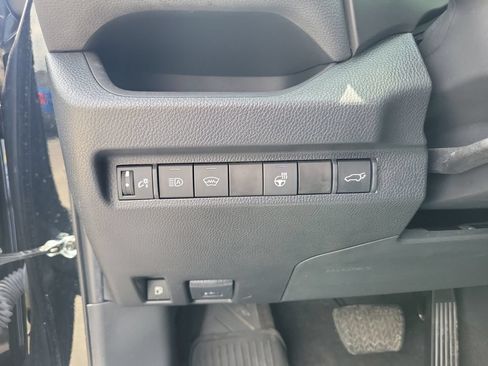 Used 2023 Toyota RAV4 XLE Premium AWD/4WD image 24