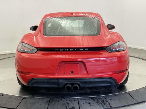 Used 2018 Porsche 718 Cayman S image 6