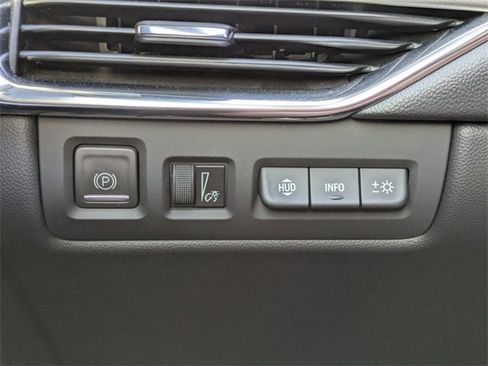 Used 2023 Cadillac XT4 Premium Luxury w/ Technology Package image 30