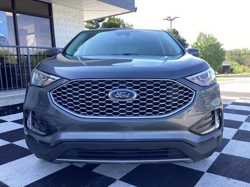 Used 2023 Ford Edge SEL w/ Convenience Package AWD/4WD image 3