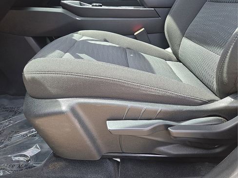 Used 2026 Chevrolet Equinox LT image 22