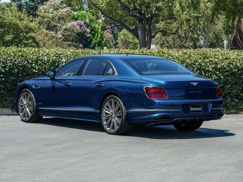 New 2025 Bentley Flying Spur Plug-In Hybrid AWD/4WD image 5