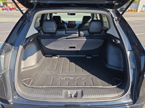 Used 2023 Honda HR-V EX-L image 15