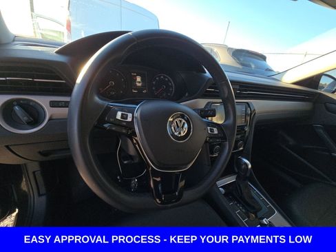 Used 2021 Volkswagen Passat 2.0T SE image 7