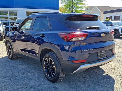 Used 2023 Chevrolet TrailBlazer LT w/ Convenience Package FWD image 6