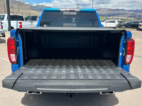 Used 2022 GMC Sierra 1500 Elevation w/ Elevation Premium Package AWD/4WD image 5