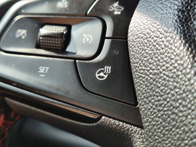 Used 2024 Chevrolet Trax RS w/ Sunroof Package FWD image 19