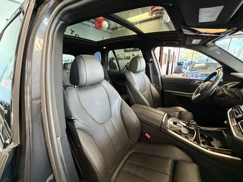 Used 2021 BMW X5 sDrive40i w/ M Sport Package image 43
