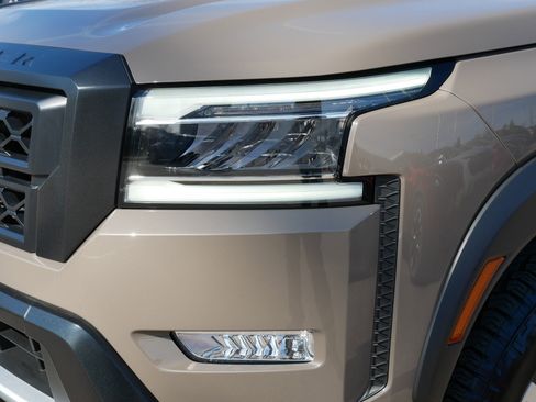 Certified 2023 Nissan Frontier PRO-4X w/ Pro Convenience Package image 16