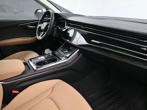 Used 2025 Audi Q8 Premium Plus AWD/4WD image 13