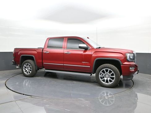 Used 2018 GMC Sierra 1500 Denali RWD image 16