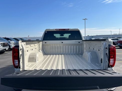 New 2026 GMC Sierra 1500 Pro w/ Graphite Edition AWD/4WD image 34