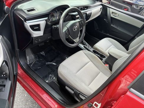 Used 2015 Toyota Corolla LE FWD image 7