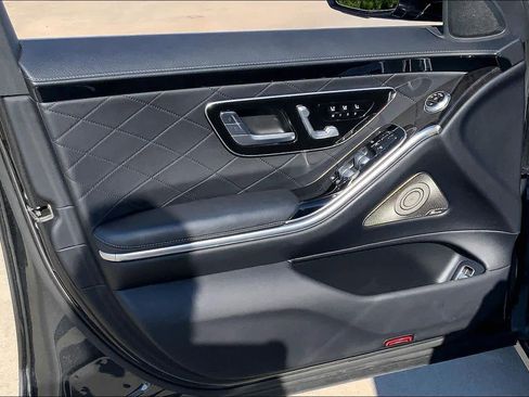 Used 2022 Mercedes-Benz S 580 4MATIC Sedan image 20