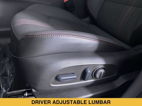 Certified 2022 Chevrolet Equinox RS w/ LPO, Floor Liner Package FWD image 9