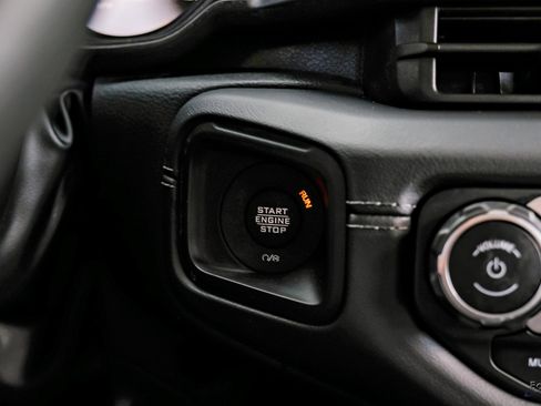 Used 2024 Jeep Gladiator Sport image 66