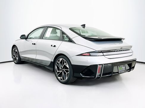 Used 2024 Hyundai Ioniq 6 SEL image 5