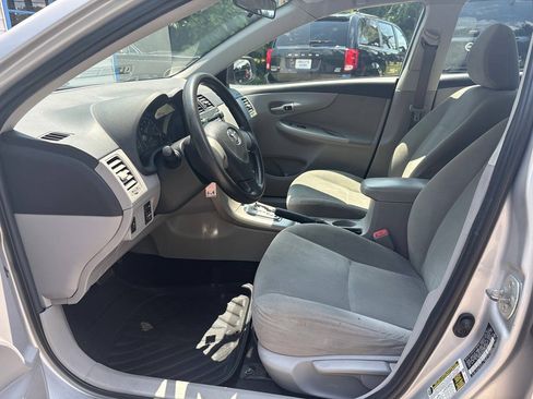 Used 2011 Toyota Corolla FWD image 11