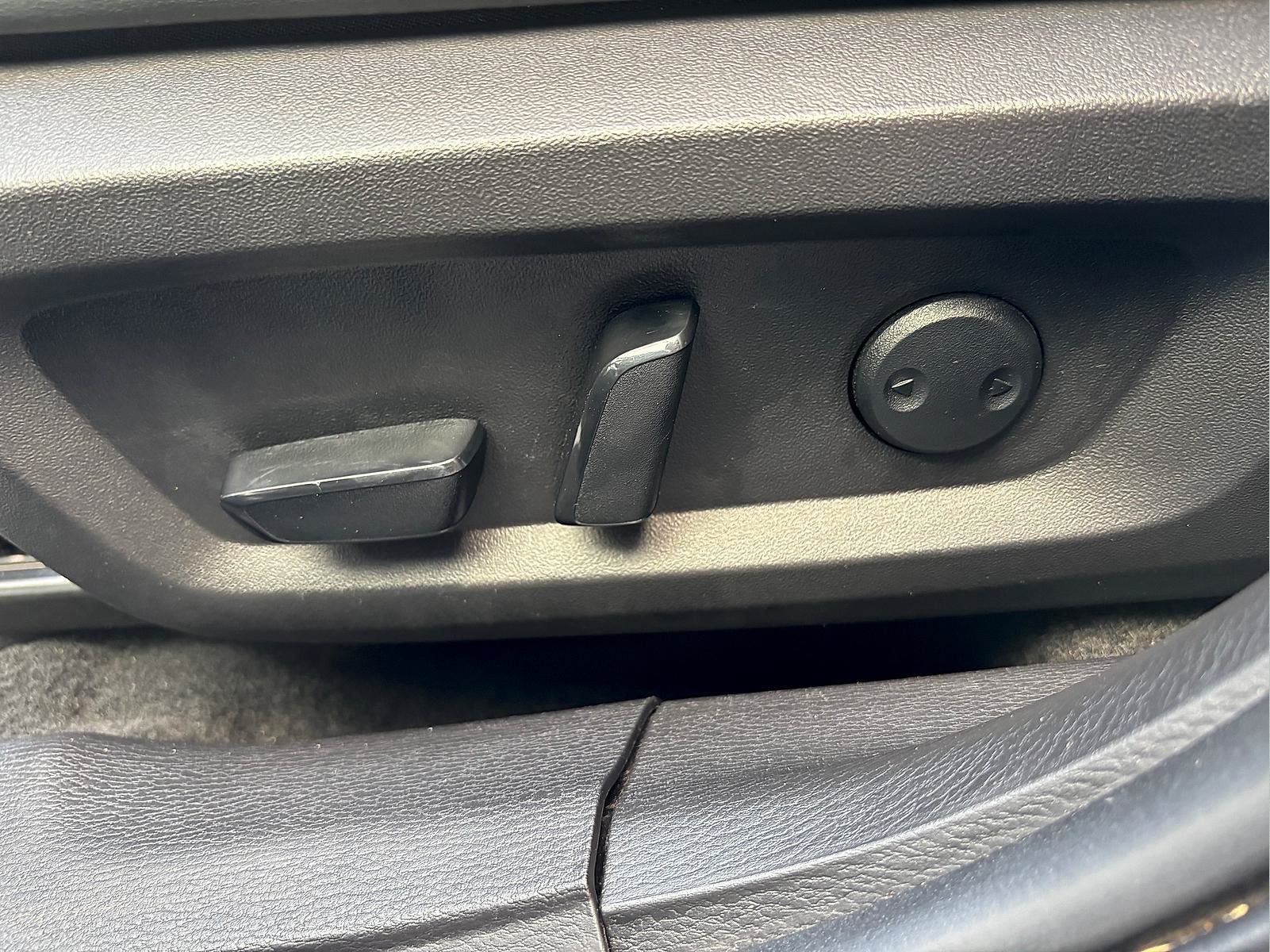 Used 2025 Mitsubishi Outlander SE AWD/4WD image 15