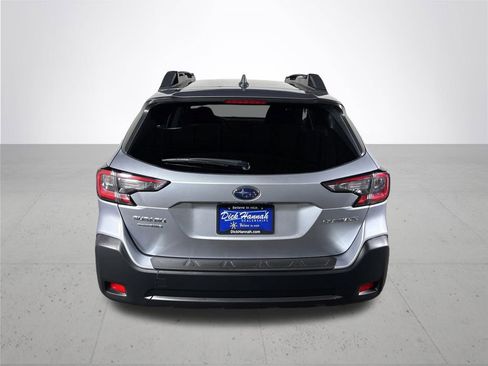 Certified 2025 Subaru Outback Premium AWD/4WD image 8