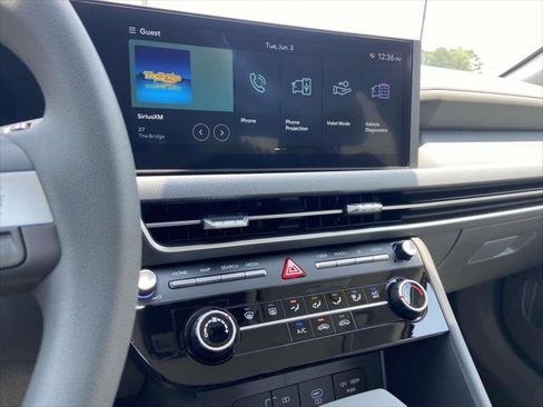 New 2025 Hyundai Sonata SE FWD image 14